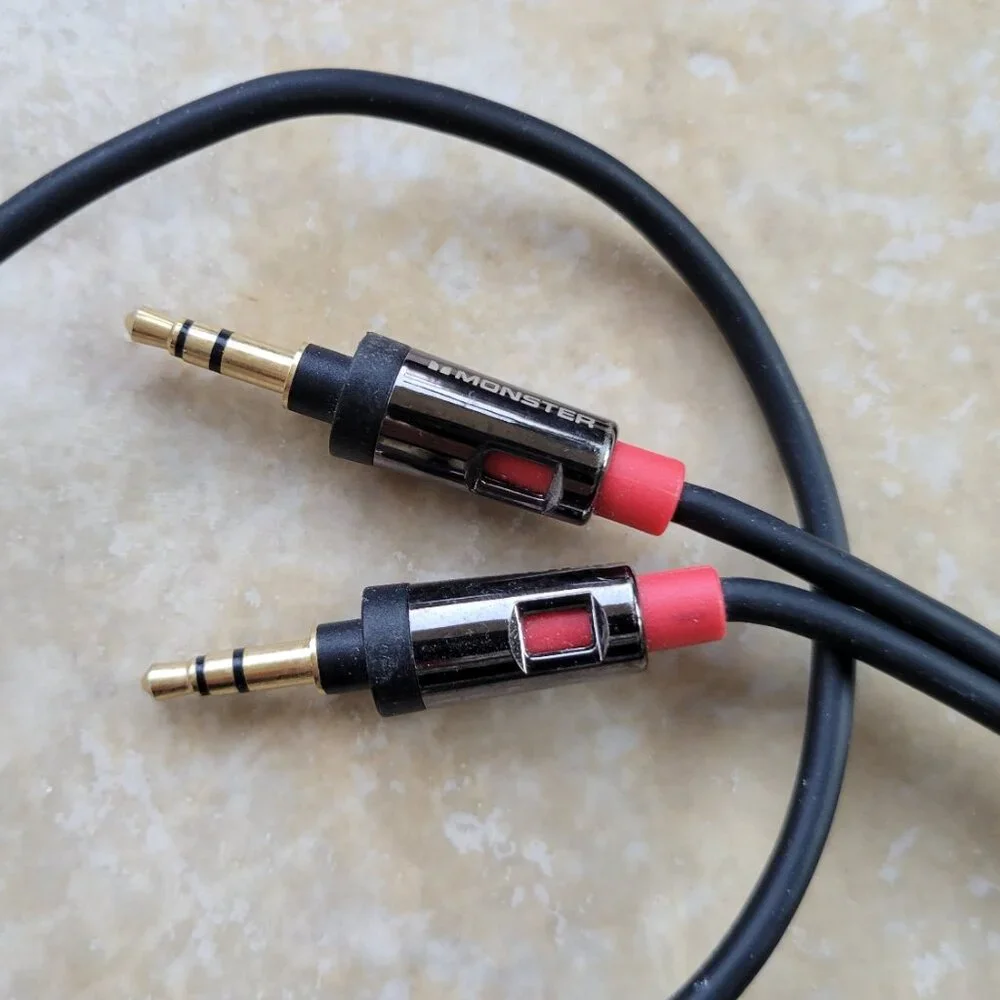 Monster Audio Cable, 3 Feet, Black